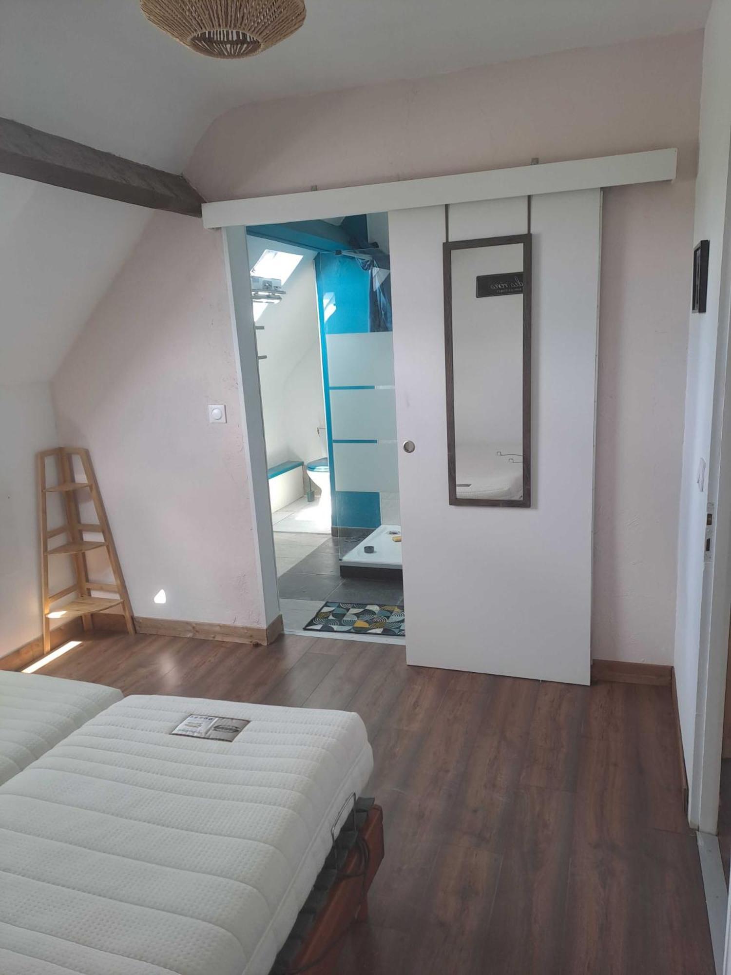 Hotel La Jufe Cormeilles  Exterior foto